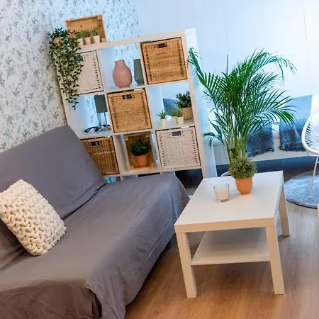 Studio - Parking Prive Gratuit - Hypercentre Caen Apartament