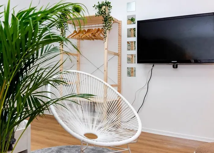 Au Calme + Parking アパート *