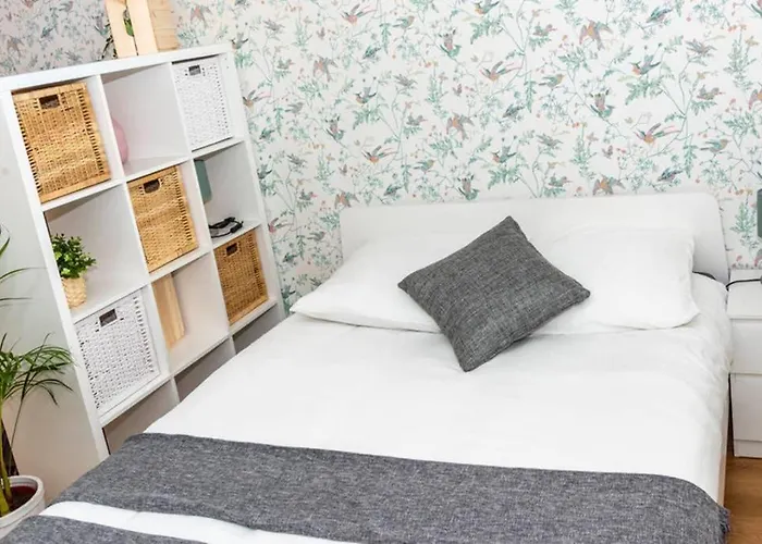 Au Calme + Parking アパート